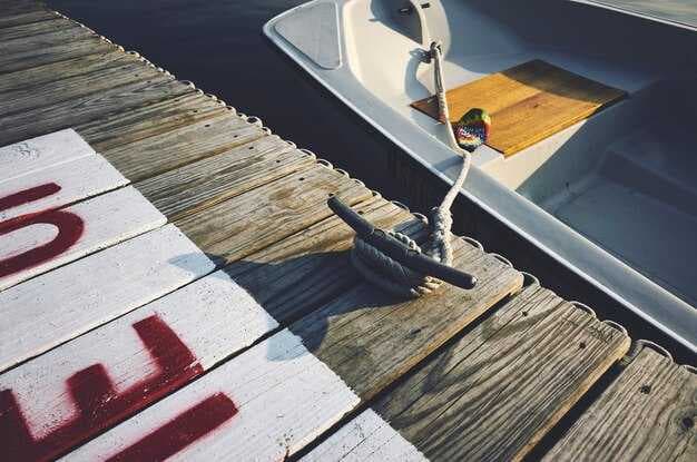 Boat Service - 10 Expert Tips for Spring Maintenance