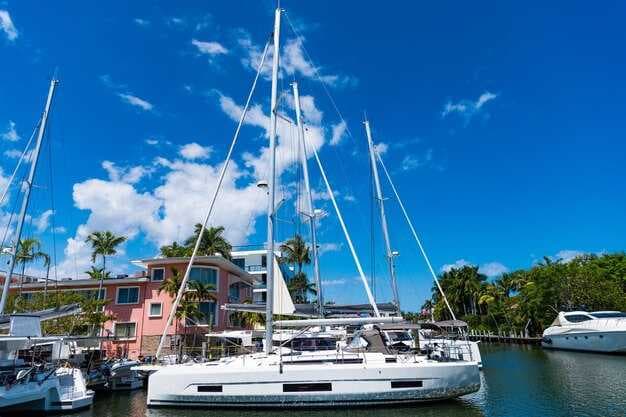 Key West Private Yacht Charter - Top Crewed Rentals