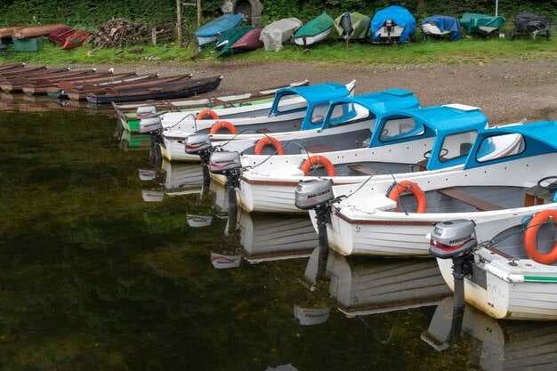 Types of Small Boats - The Ultimate Guide
