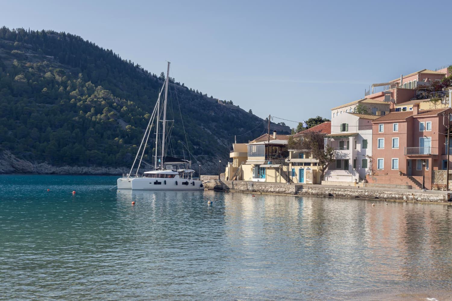 Unverzichtbare Gegenstände für ein Yachtcharter-Abenteuer