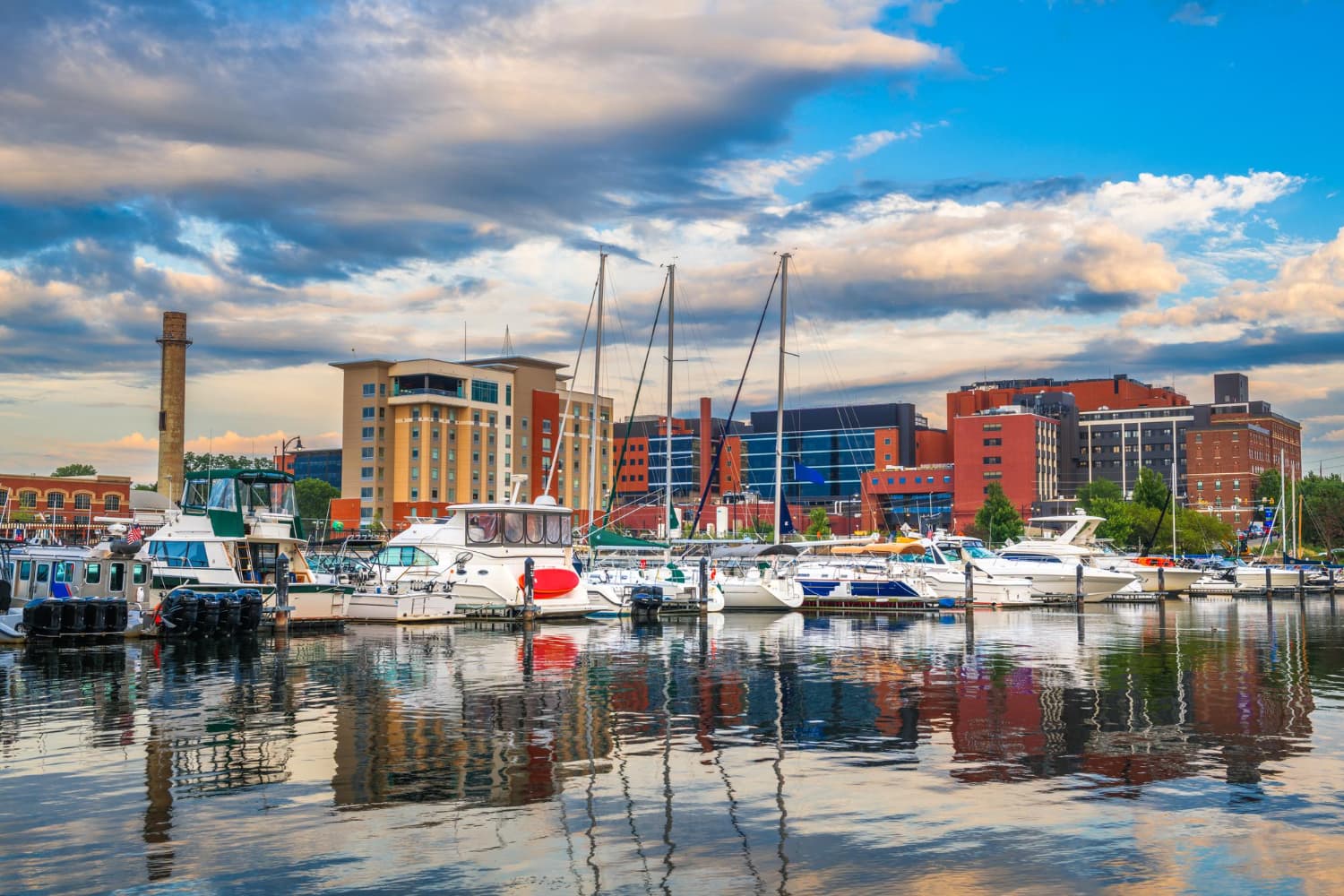 Must-Do Activities Lake Erie This May