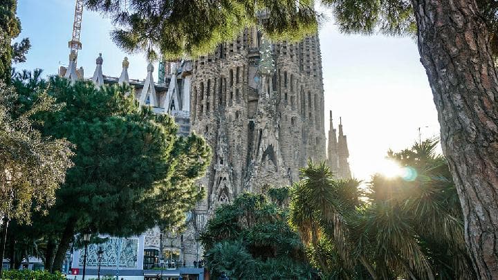 Sagrada Familia Tops the 2026 Tourist Spot Rankings