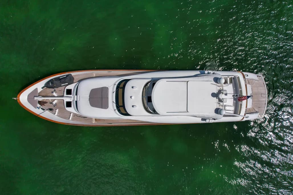 Unveiling the Luxurious Maiora 102: STAMOS BIEN