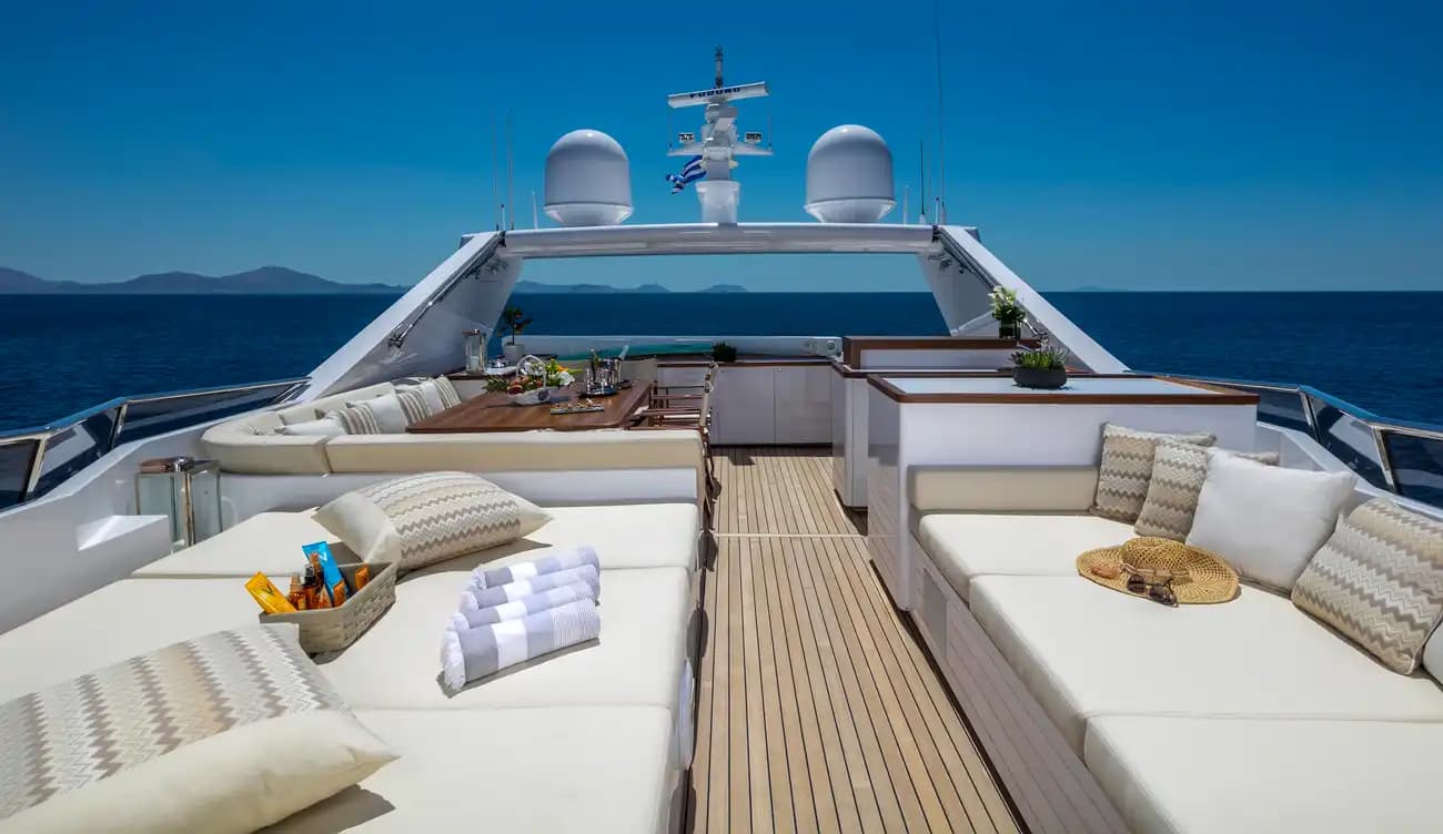Discover Luxury Aboard M/Y Alexia in Greece