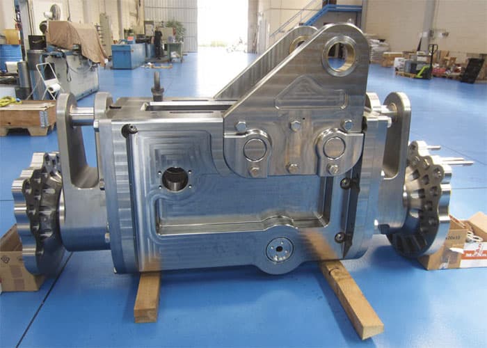 Exploring Advanced Hydraulic Systems in Yachting