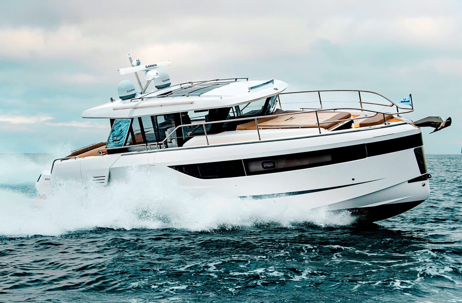 A Bigger and Bolder Adventure Awaits: The Wellcraft 435