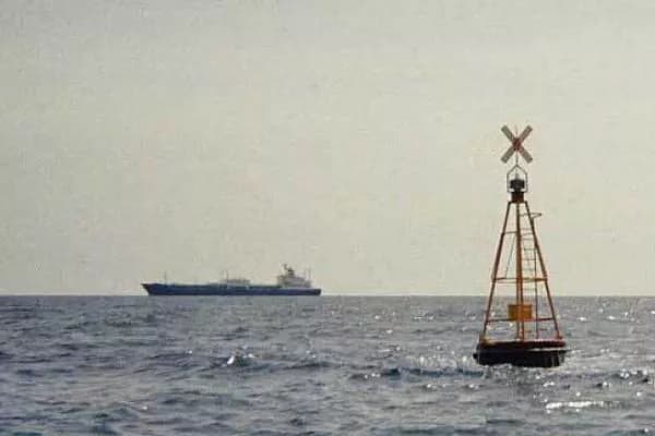 Navigational Marks in Coastal Waters