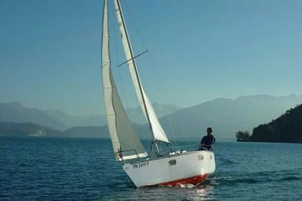 The Pen Duick 600 Mini Cruiser: A Sailing Delight