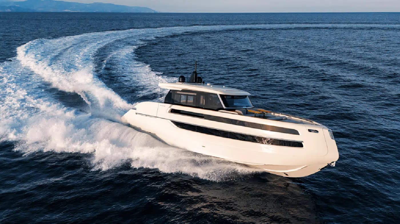 Invictus Yacht Unveils Three New Models at Cannes