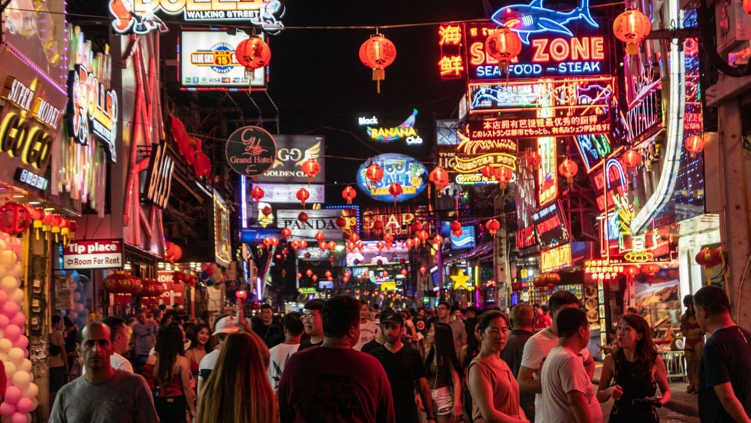 Navigating Thailand’s Complex Alcohol Laws and Their Impact on Tourism