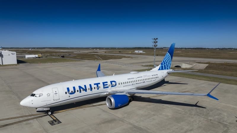 Boeing and United Airlines Collaborate on Innovative Digital Flight Communication