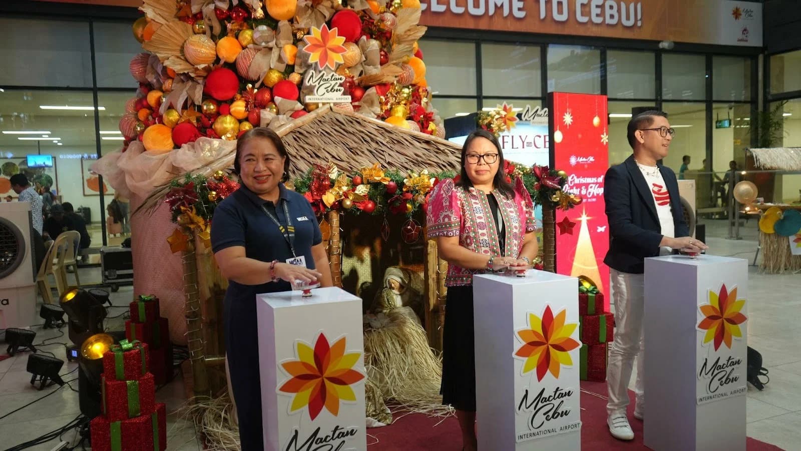 Mactan-Cebu Airport Welcomes the Holidays with a Message of Light and Hope