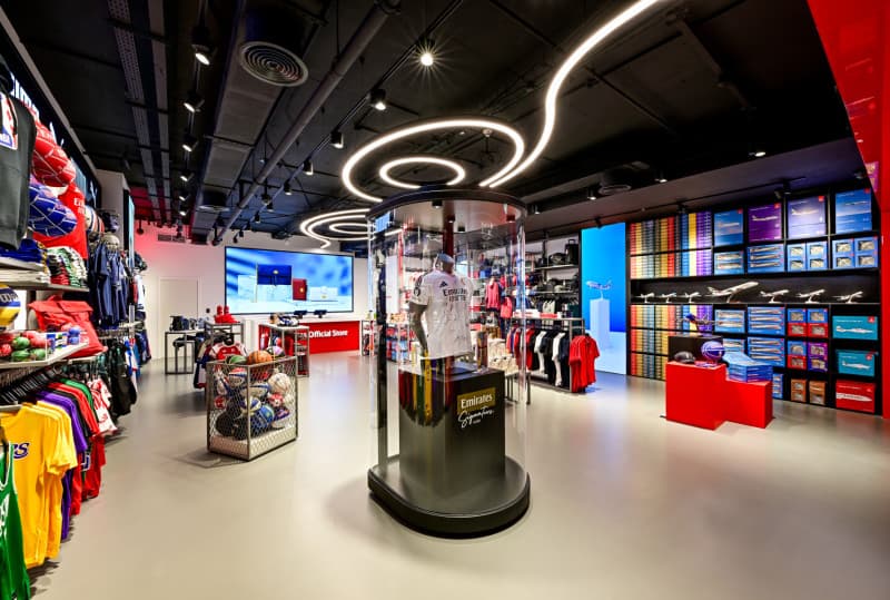 Emirates Introduces Signature Series, Showcasing Football Legends and Charity Initiatives