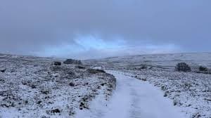 Severe Snow and Ice Warnings Trigger Travel Disruptions in North Yorkshire