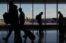 Americans Curtail Holiday Travel Plans with Smaller Budgets in 2026