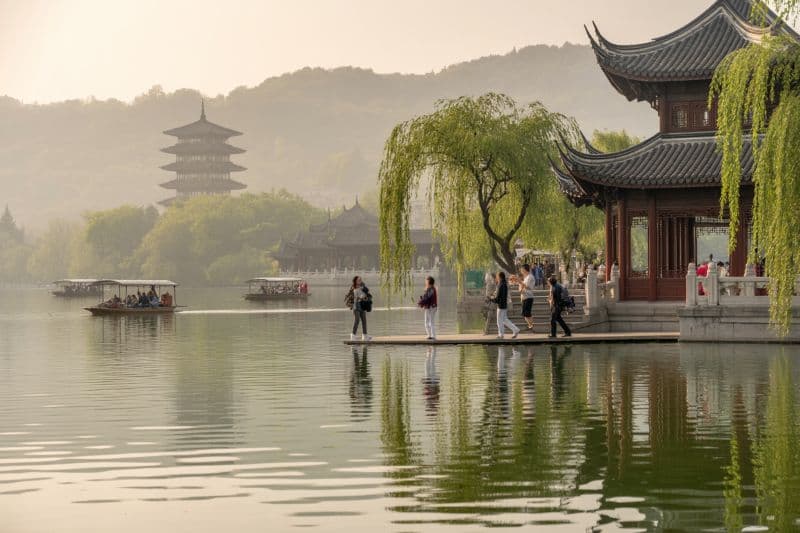 Tourism Visionaries Convene in Hangzhou for 2026 Xianghu Dialogue