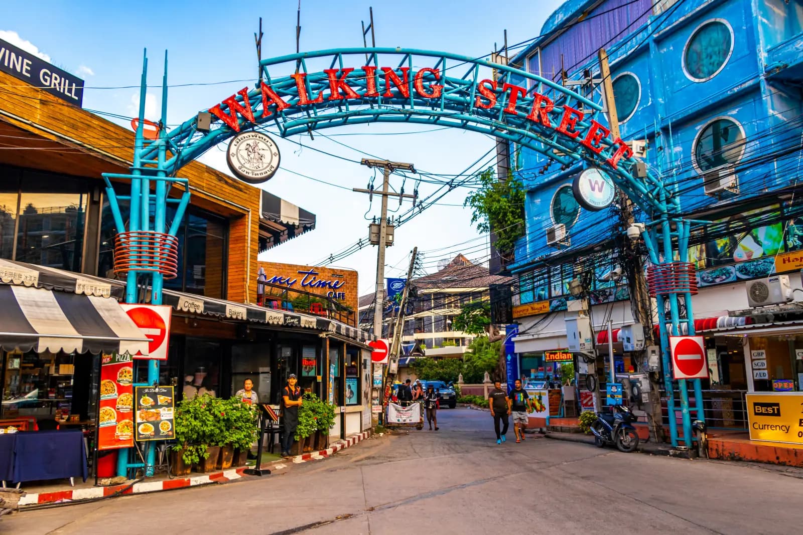 Thailand Abolishes Afternoon Alcohol Sales Ban, Boosting Tourism Prospects