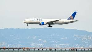 Philadelphia Flight Delays Clash with Record Holiday Air Travel