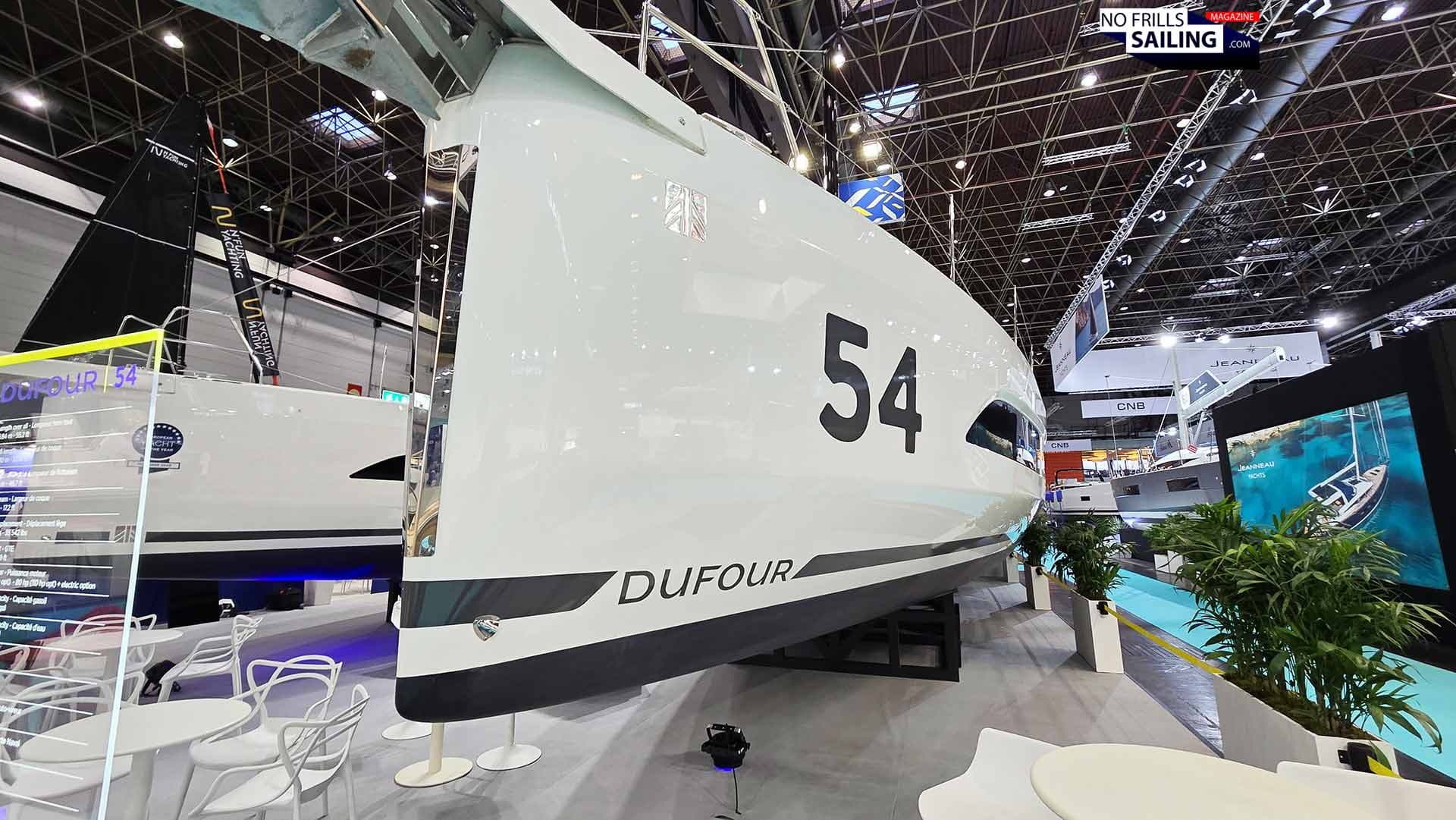 Hexagonal design and modern cruising comforts