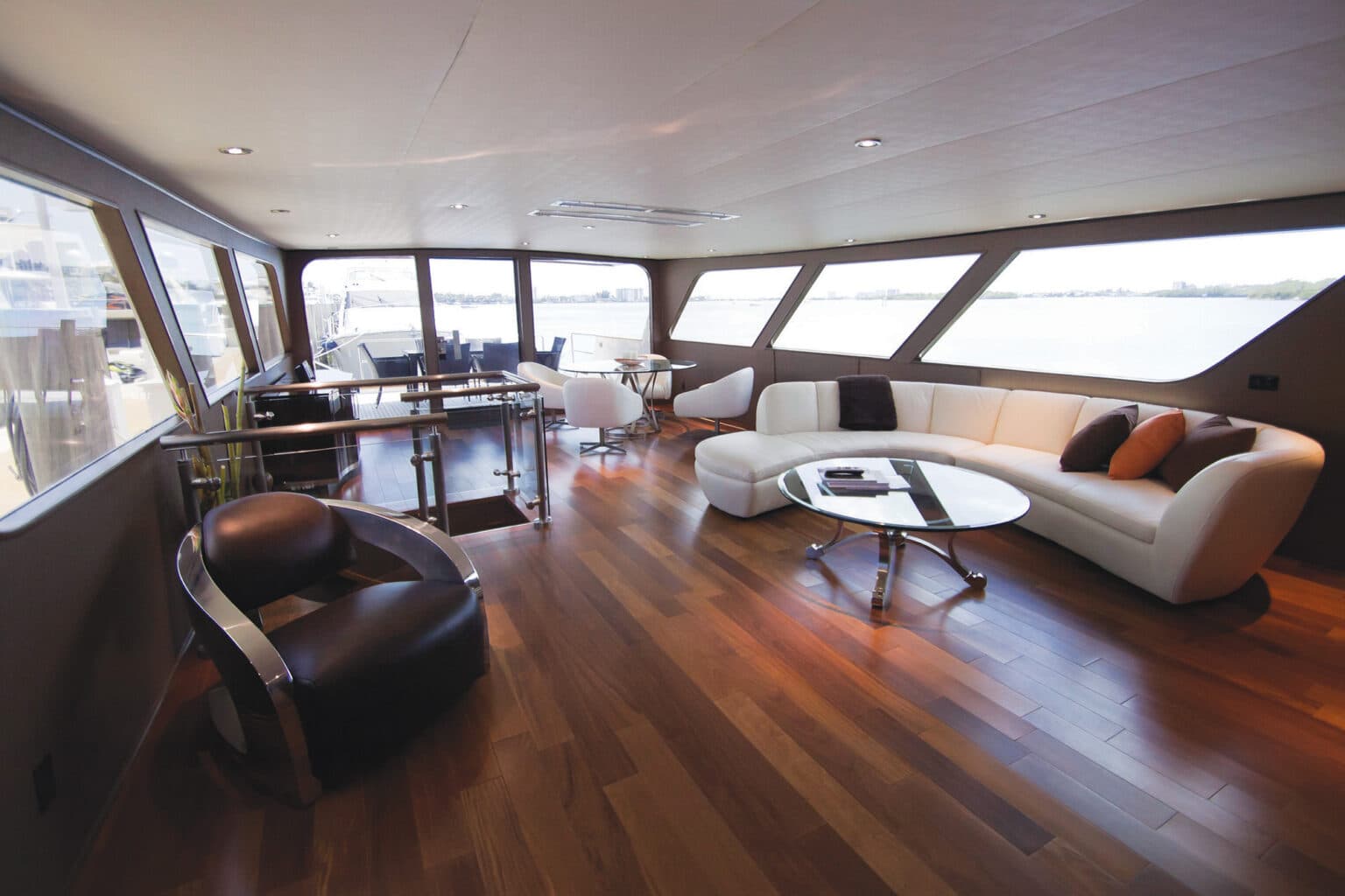 Broward 100 Ownership & Refit Guide