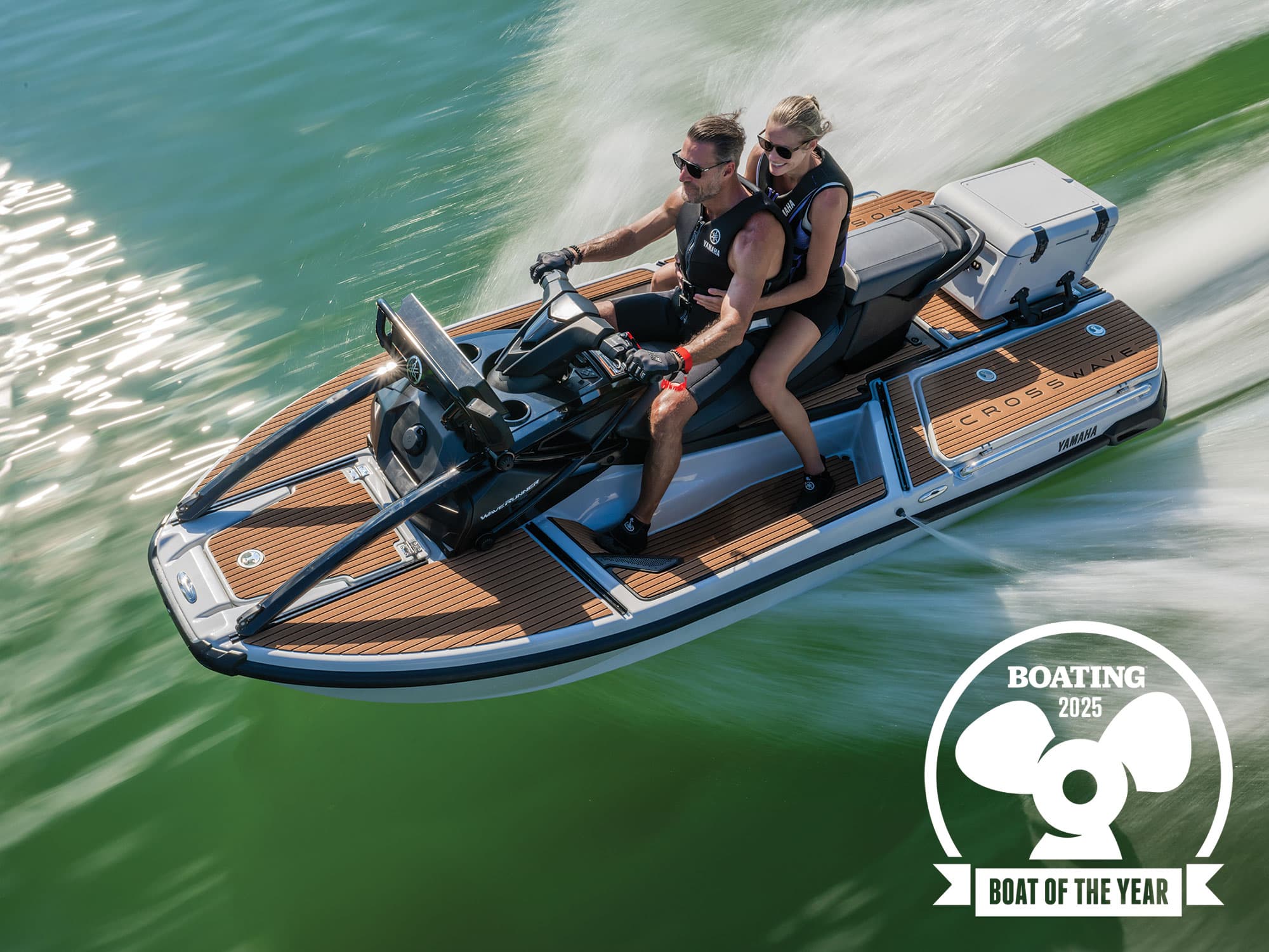Yamaha CrossWave Redefines Small-Boat Utility