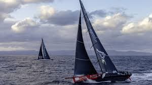 Rolex Sydney Hobart 2026: Comanche Leads, LawConnect Chases