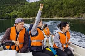Essential Life Jacket Guide for Boaters