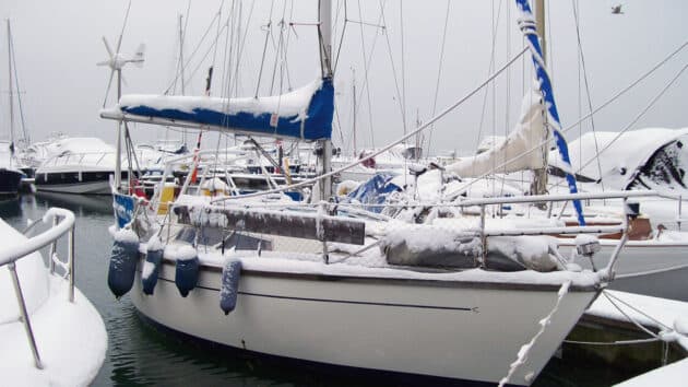 How insulating a Cobra 850 turned a damp boat into a cosy home