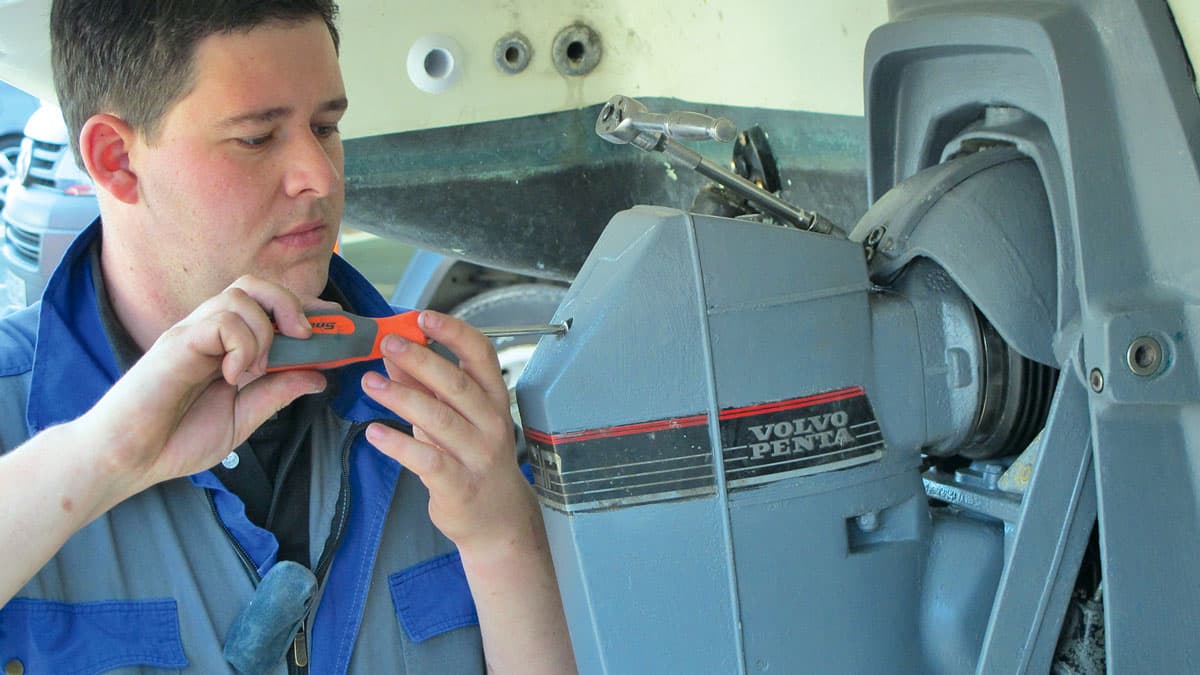 Cutting Marine Fuel Use: 10 Practical Measures