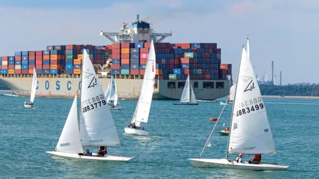Flying Fifteen — design, racing and launch logistics