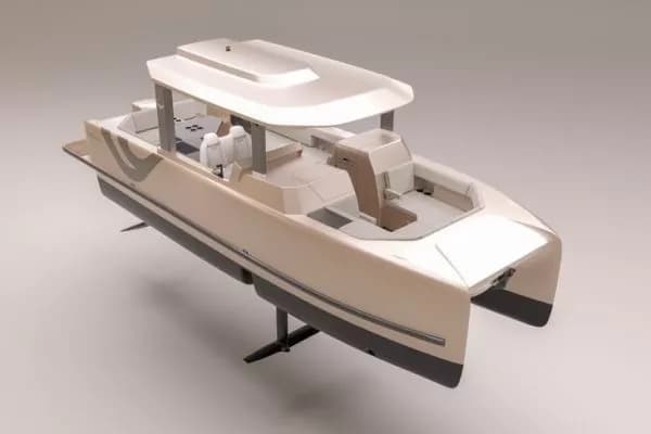VS-9 Skye Electric Hydrofoil Catamaran Revealed