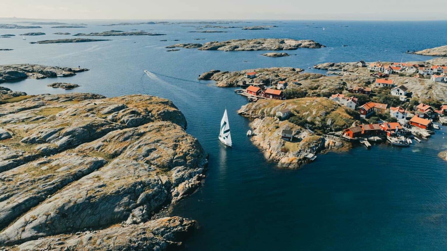 Three Weeks Sailing Sweden from Stockholm