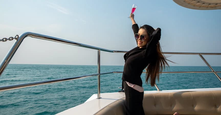 Private Yacht Charters: Luxury, Privacy, and Freedom