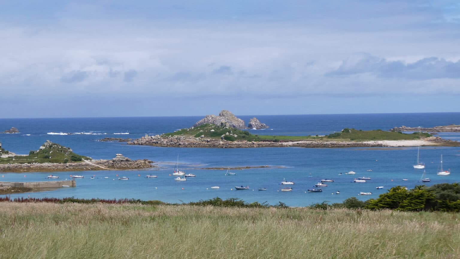 Navigating the Isles of Scilly in Strong Winds