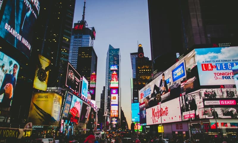 Gen Z Prioritizes Experiences and Direct Bookings in 2026