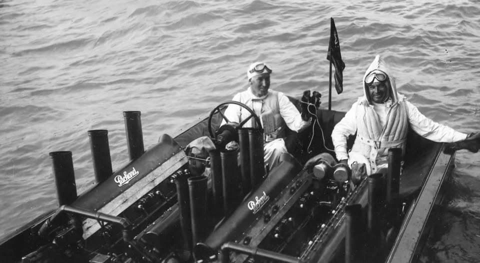 How Early Record Boats Pushed Marine Design and Charter Markets