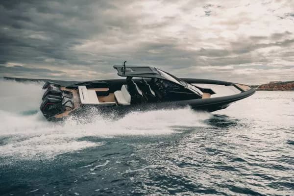 Technohull Alpha 45 — 13.80 m high‑performance RIB