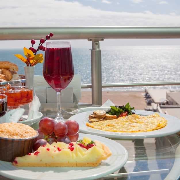 7 Best Tampa Waterfront Restaurants - Top Waterside Dining Spots