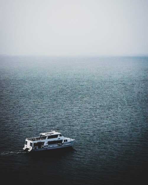 75m Yacht CLOUDBREAK - Last-Minute Charters in Southeast Asia & Indian Ocean