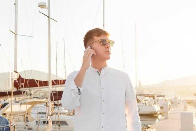 ADMIRAL 33 Yacht by CNL Admiral - Specs, Features & Review