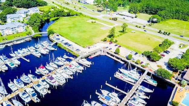 Best Houseboat Rentals in Los Angeles — Top Picks for a Waterfront Getaway