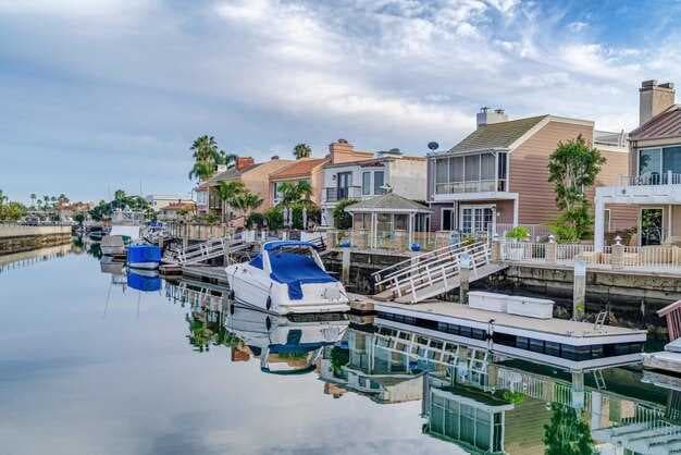 Best Marinas Near Fort Lauderdale Luxury Homes | Waterfront Living and Dock Access