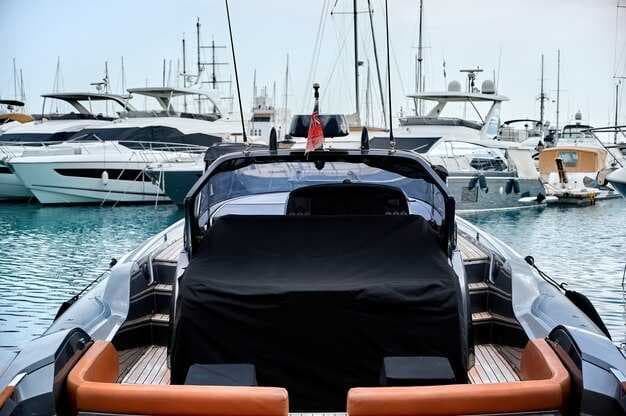 Best Yacht Rentals Near Houston, TX | Luxury Yacht Charters and Boat Rentals