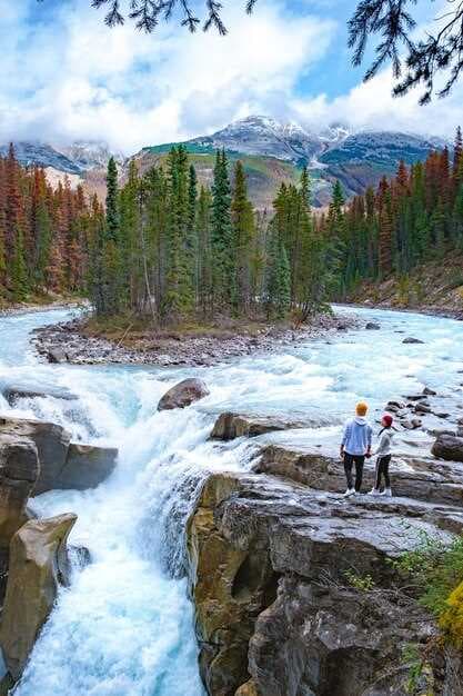 Destination High Country Lakes - Best Alpine Lakes & Trails Guide