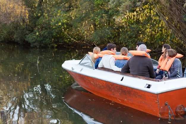 Discover the Best Ayden Pontoon Boat Rentals Near You - Enjoy Your Day on the Water!