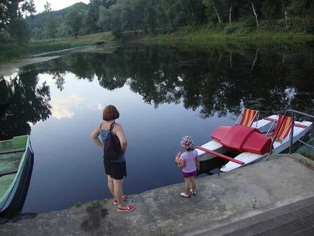 Discover the Best Holiday Rentals in Angola on the Lake - Your Ultimate Vacation Guide