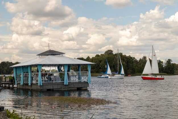 Explore Tampa's Waterways - Unforgettable Boat Rentals and Tours