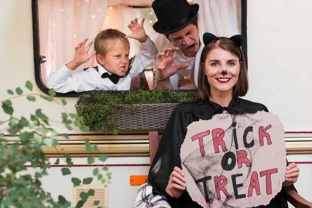 Halloween With Your Boat - Spooky Decor, Party Ideas, and Nautical Safety Tips