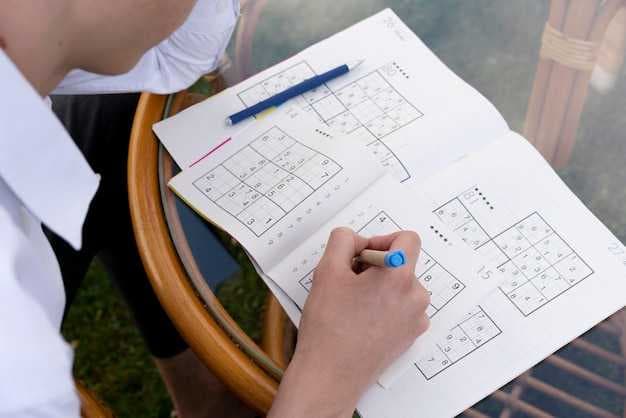 How to Read Marine Navigation Charts - A Complete Guide for Mariners