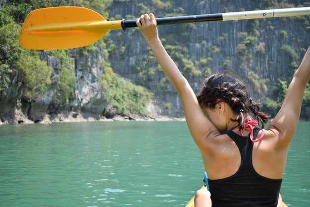 I Want to Go Kayaking - A Beginner's Guide to Safe Paddling